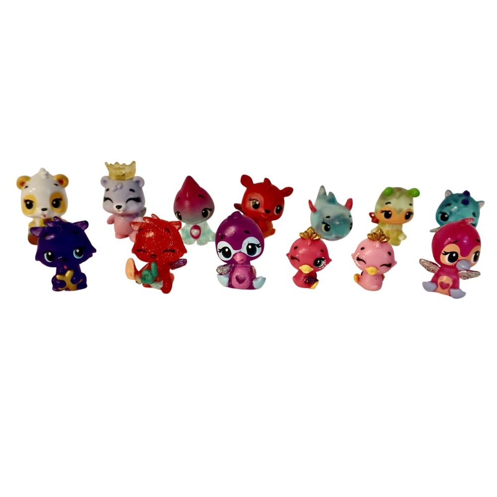 Spin Master 13 Piece Lot Hatchimals CollEGGtibles Figures